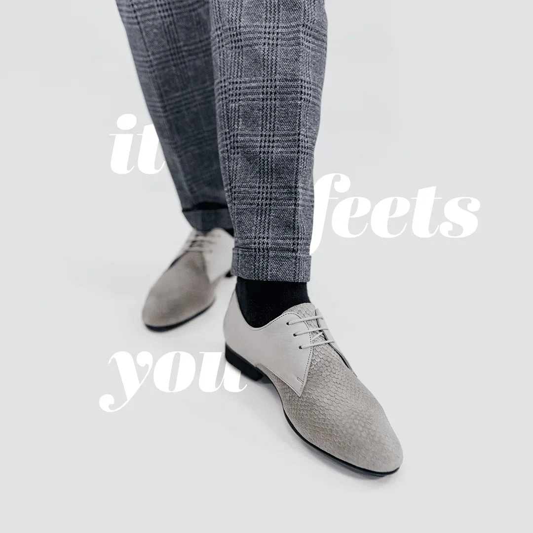 image of huracan dance shoes with text "it feets you"